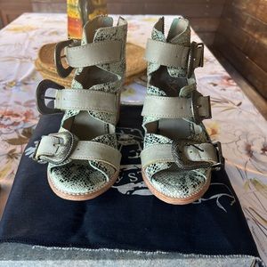 Free bird by Steven Violet